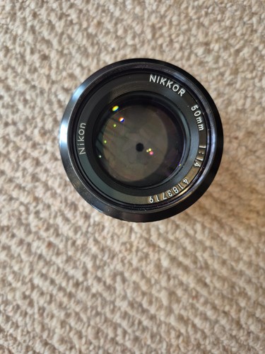 Nikon nikkor 1 4 ai - 50, f/1.4