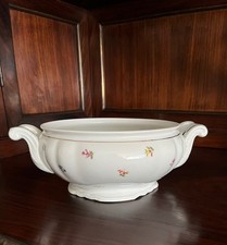 Zuppiera vintage porcellana ceca anni 40 bianca a fiori perfetta da regalare