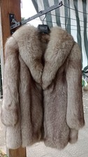 Pelliccia di volpe bianca "Pelliccerie Settepiù" taglia 44, nuova mai indossata
