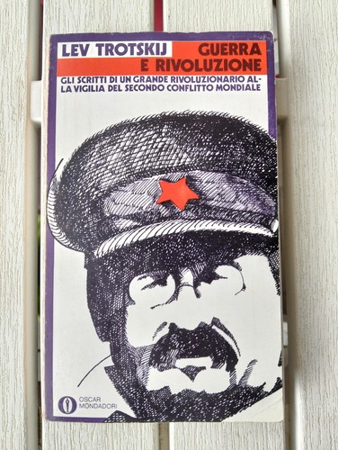 Guerra rivoluzione lev - e,