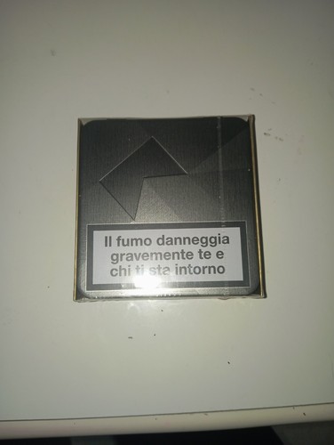 Metal tin box marlboro - tin,