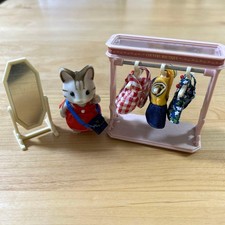 Sylvanian Families Shimaneko