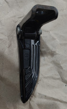 PEDANA POGGIAPIEDE POSTERIORE DESTRA APRILIA SR MOTARD 2T EURO4 50 2018