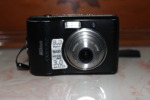 Nikon coolpix l18 nera - nera,