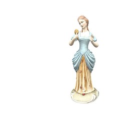 Statua vintage signora con