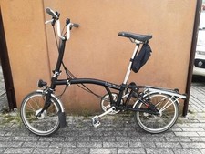 bicicletta pieghevole usata in buono stato a tre velocita' con porta pacchi 