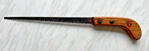 Vecchio seghetto manuale