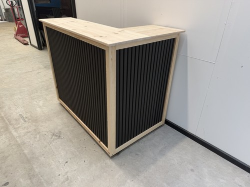 Barra legno forma di l - legno,