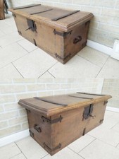 ECCEZIONALE CASSAPANCA IN LEGNO DI NOCE ANTICA PRIMO 700