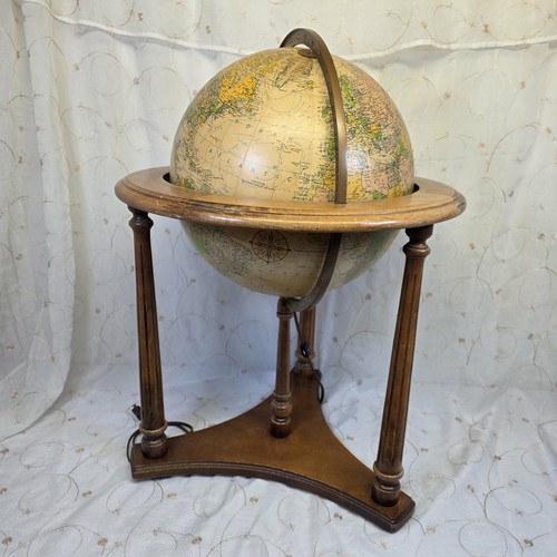 Mappamondo terra illuminato - mappamondo,