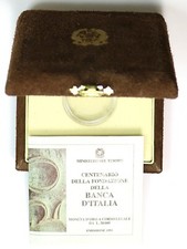 L411, Italy, Boxes and