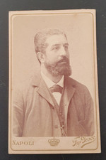 1987 ca Napoli uomo con barba