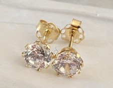 Orecchini Punto Luce in oro 18