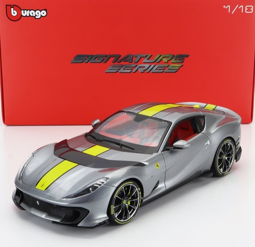 Burago ferrari 812 - 1/18,