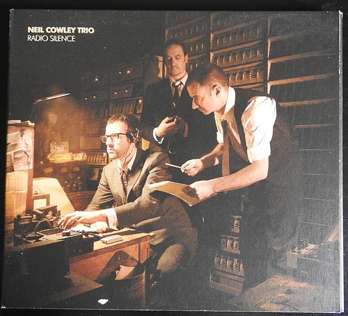 Neil cowley trio radio - trio,