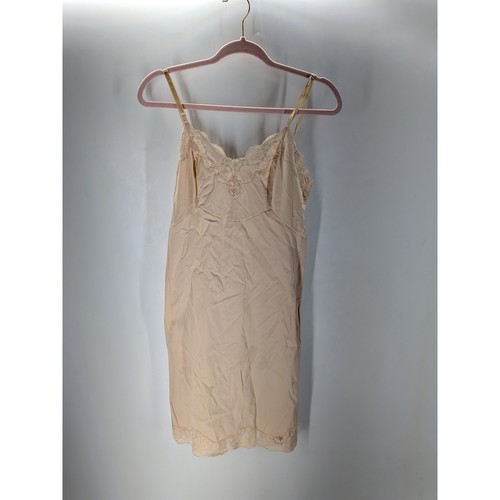 Vintage vanity fair beige lace - vintage,
