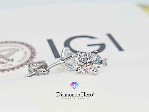 Orecchini punto luce - 18k, con