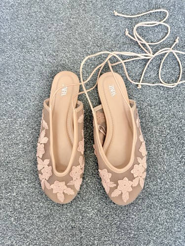 Scarpe ballerine stringate