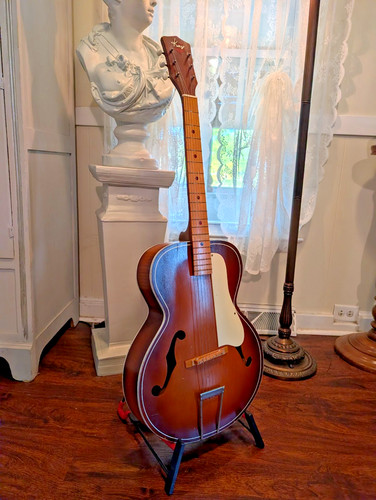 Chitarra acustica vintage anni