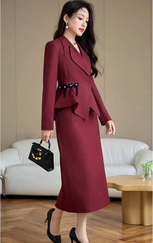 Completo vino rosso elegante - vino,