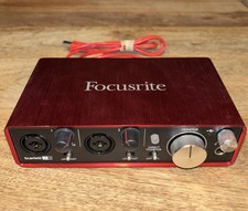 Scarlett 2i2 Focusrite 2a generazione interfaccia audio con cavo USB testato funziona