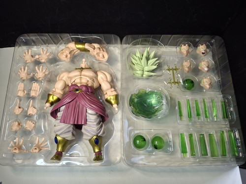 Broly legendary super - broly,