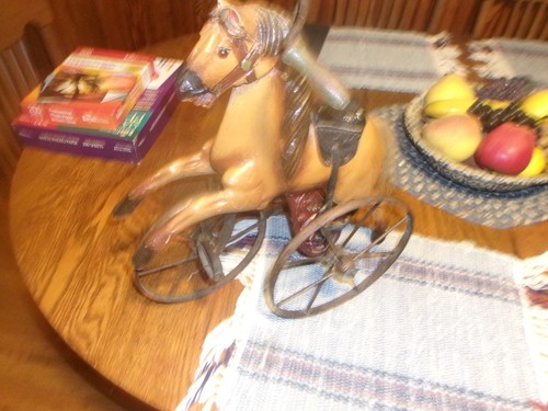 Triciclo cavallo legno vintage