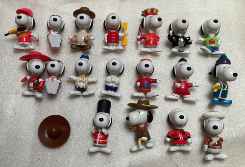 Mcdonald happy meal - meal, snoopy