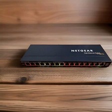 NETGEAR FS116 - Switch di rete 16 porte 10-100Mbps