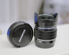 Olympus M.Zuiko Digital 8mm F 1.8 Fisheye PRO 1:1.8 Fish-eye  Ultra Wide