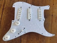 Battipenna Stratocaster Seymour Duncan Everything Axe pre-cablato BIANCO PERLATO