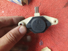 REGOLATORE DI TENSIONE