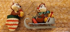 Ornamenti natalizi - Disney Grolier - Chip & Dale su ghianda e slitta