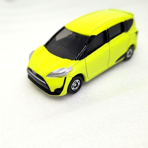 Tomica toyota sienta - tomica,
