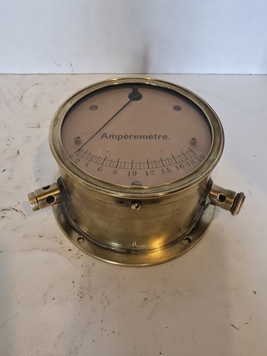 Antico amperometro contatore