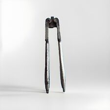 Antico schiaccianoci in ferro 7,3 x 4,5 cm (386) Come da foto Offertissima