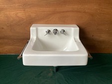 Lavabo da parete bagno