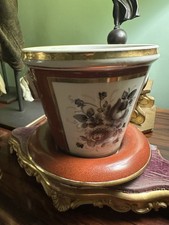 Vaso In Porcellana Dipinta A