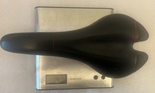 Sella San Marco Aspide Full-Fit Carbon FX - Stretta - S1 - Nera.  sella leggera