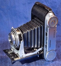 Voigtländer Bessa II camera