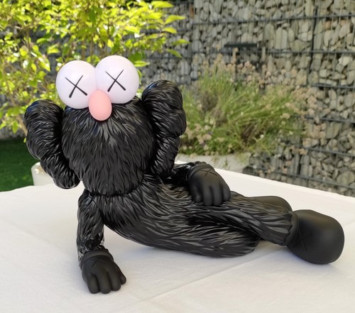 Kaws time off - kaws, (black)