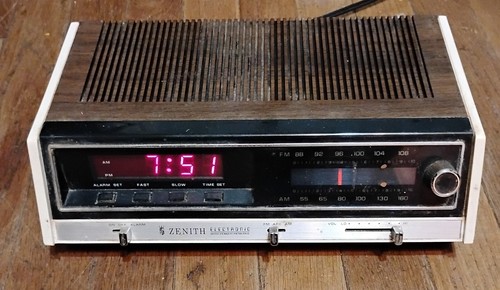 Radio orologio zenith - ,