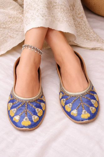 Scarpe tradizionali donna - scarpe,