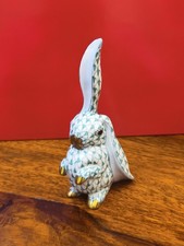 Coniglio in porcellana