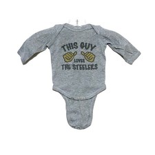 This Guy Loves The Pittsburgh Steelers pollice in su pezzo unico bambino 6 mesi 6M