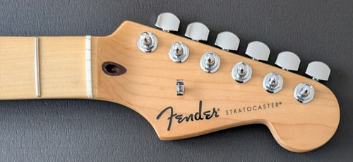 Fender standard stratocaster - fender,