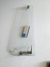 DEFLETTORE VETRO FINESTRINO