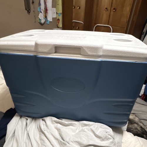 Coleman ice chest cooler - ice, blu