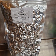 Luppolo foglia cascata 