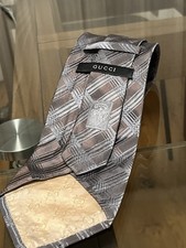 gucci cravatta
